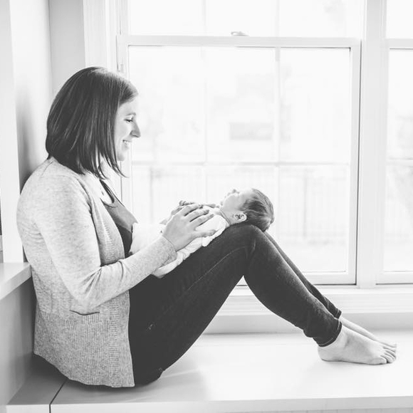 Meet your Posher, Jessica - Picture 1 of 1